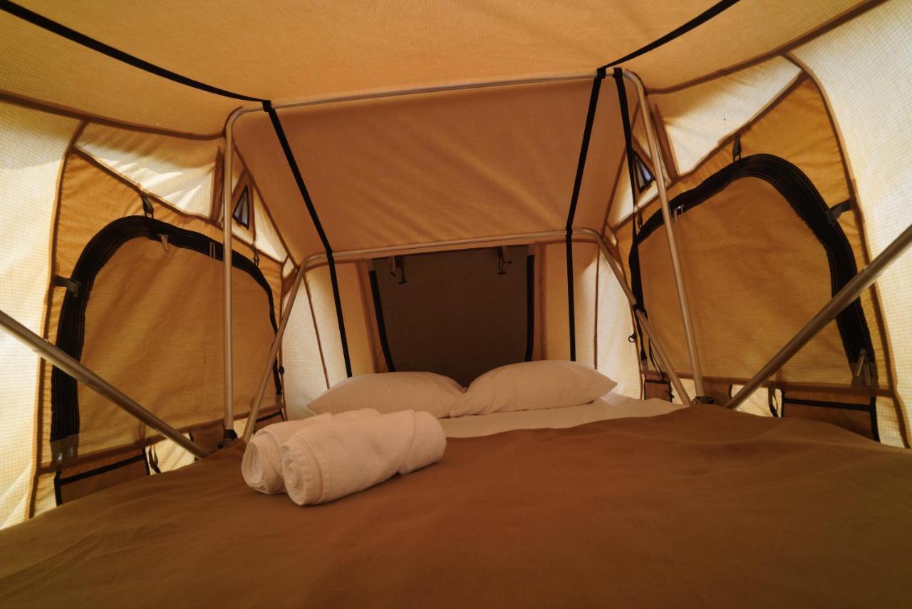 Hotel Bab Al Nojoum Hudayriyat Camp Abu Dabi Exterior foto
